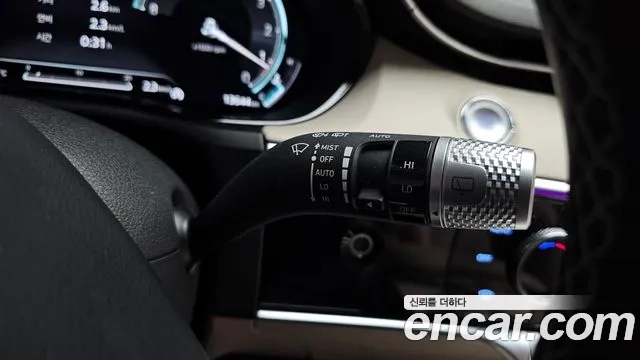 Genesis GV70 2023 Белый из Кореи, фото 6