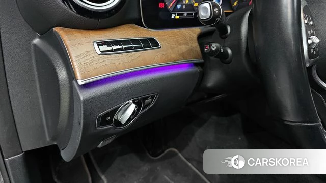 Mercedes-Benz E-Class W213 2019 Черный из Кореи, фото 6