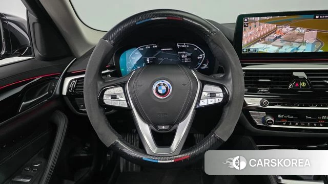 BMW 5 Series (G30) 2022 Черный из Кореи, фото 6