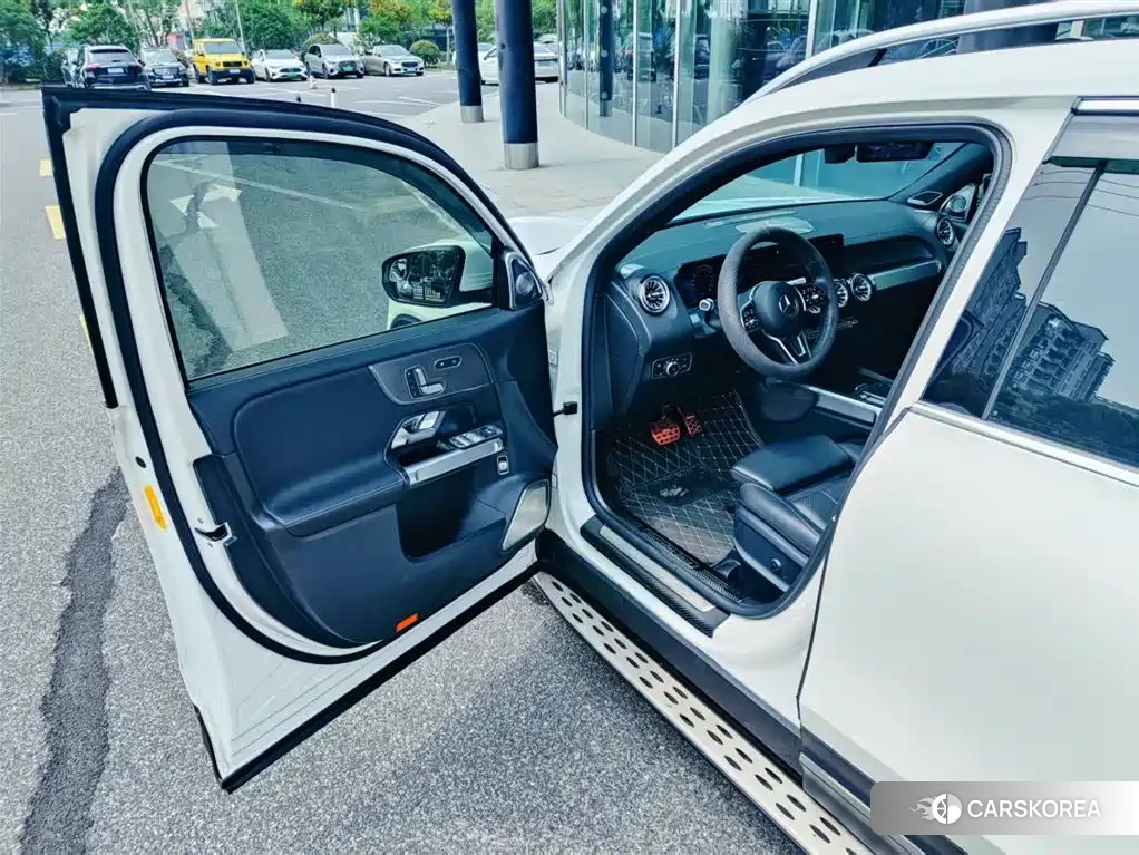 Mercedes-Benz GLB 2023 Белый из Китая, фото 6