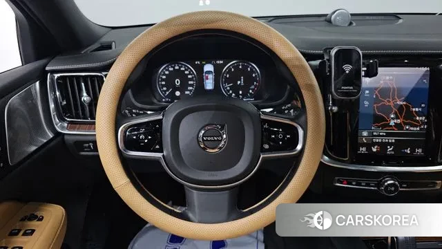 Volvo V60 Cross-Country 2nd Generation 2020 Песочный из Кореи, фото 6