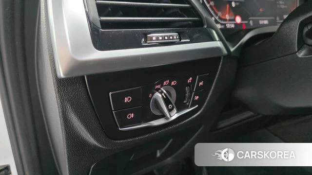 BMW X4 (G02) 2020 Белый из Кореи, фото 6