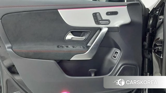 Mercedes-Benz CLA-Class C118 2025 Черный из Кореи, фото 6