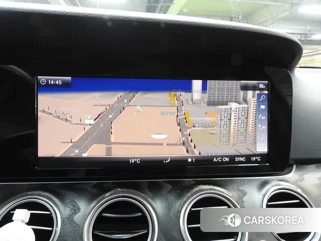 Mercedes-Benz E-Class W213 2018 Белый из Кореи, фото 6