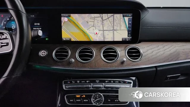 Mercedes-Benz E-Class W213 2020 Серебряный из Кореи, фото 6