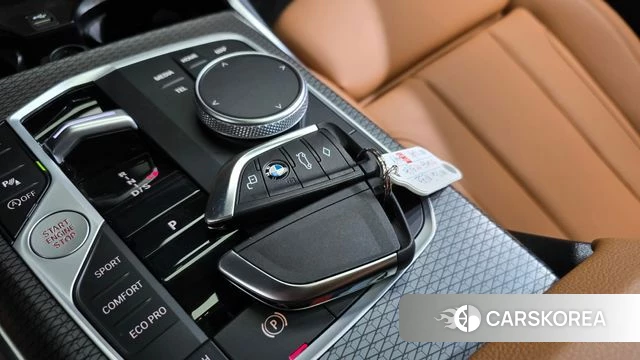 BMW 3 Series (G20) 2023 Белый из Кореи, фото 6