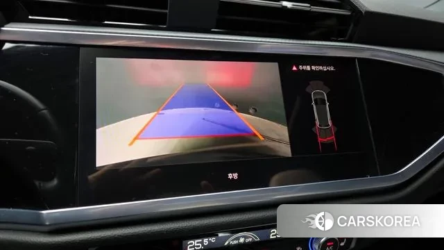 Audi Q3 (F3) 2023 Серый из Кореи, фото 6