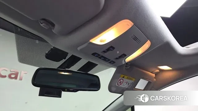 Toyota Prius 4th Generation 2018 Серебряный из Кореи, фото 6