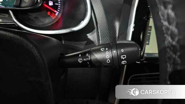 Renault Korea (Samsung) Clio 2019 Красный из Кореи, фото 6