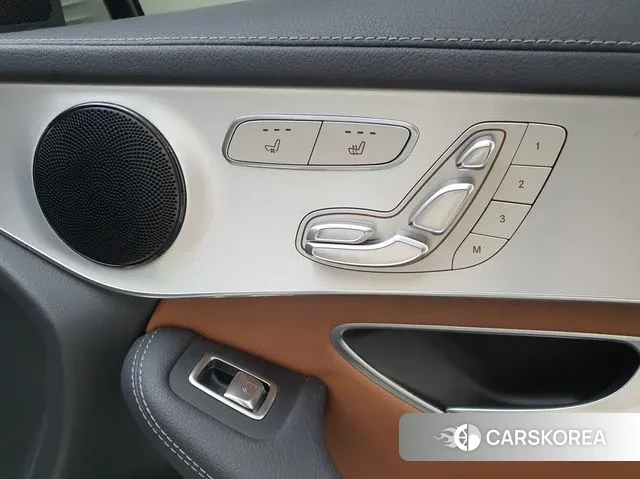 Mercedes-Benz GLC-Class X253 2022 Белый из Кореи, фото 6