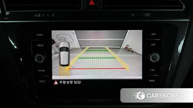 Volkswagen Tiguan second Generation 2022 Белый из Кореи, фото 6