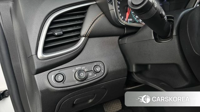 Chevrolet (GM Daewoo) The New Trax 2019 Белый из Кореи, фото 6