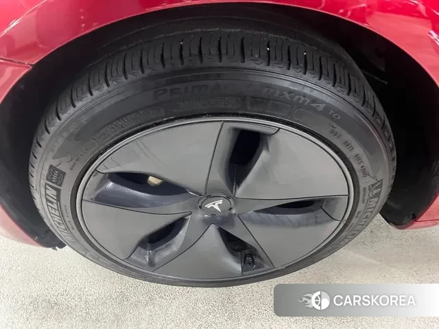 Tesla Model 3 2020 Красный из Кореи, фото 6