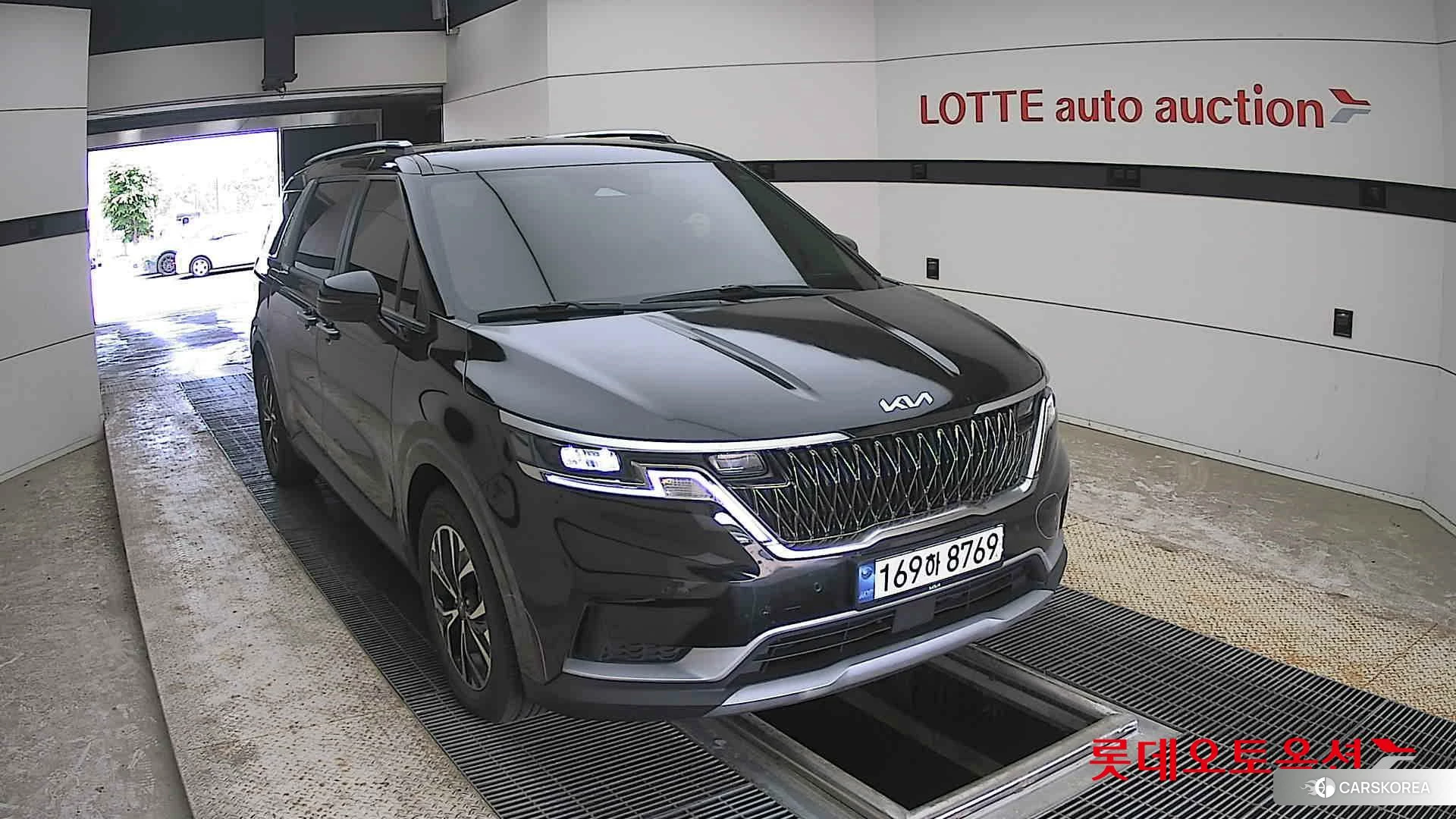 Kia Carnival 2023 Aurora Black Pearl из Кореи, фото 6