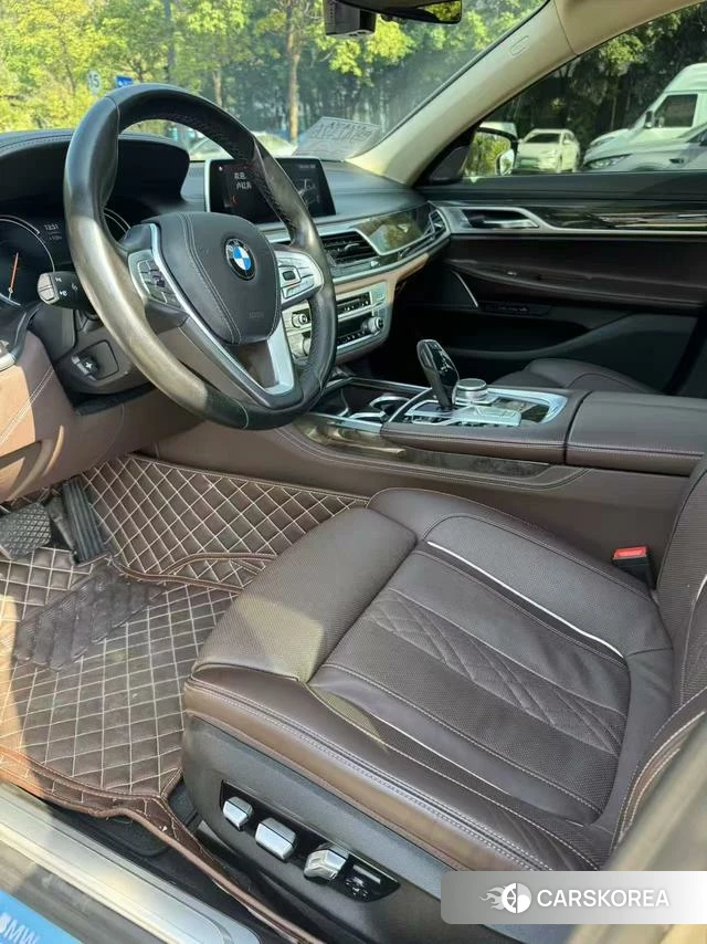 BMW 7 series 2019 Шампань из Китая, фото 6