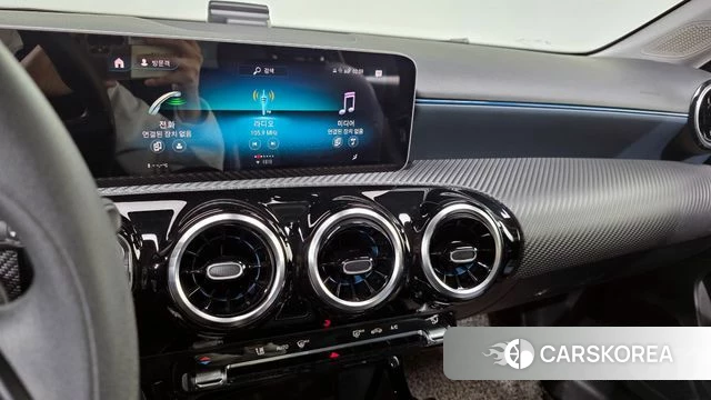 Mercedes-Benz A-Class W177 2019 Белый из Кореи, фото 6