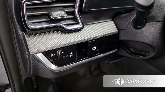 Kia Sportage 5th Generation 2022 Серебристо-серый из Кореи, фото 6