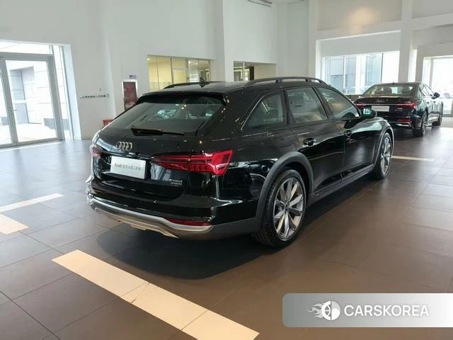 Audi A6 (import) 2025 Черный из Китая, фото 6