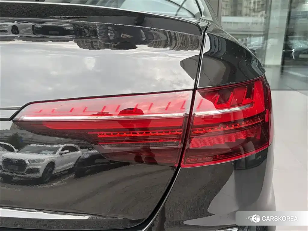 Audi S4 2025 Черный из Китая, фото 6