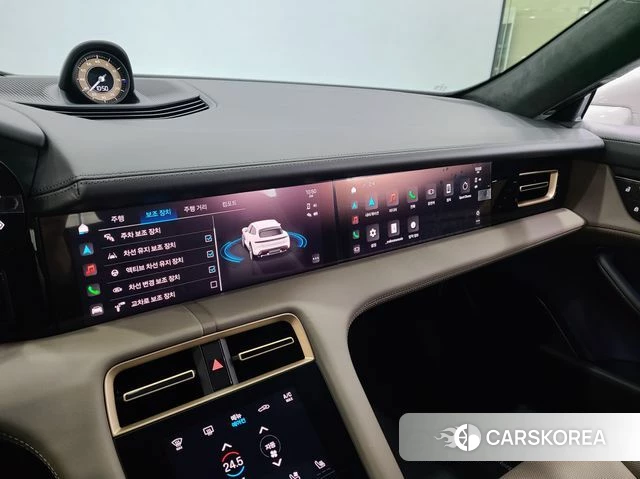 Porsche Taycan 2024 Песочный из Кореи, фото 6