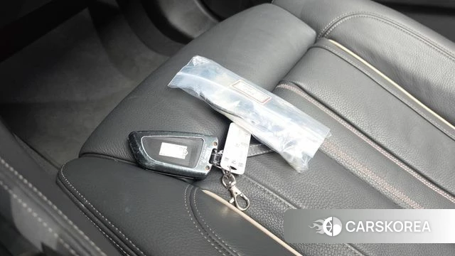 BMW 5 Series (G30) 2021 Белый из Кореи, фото 6