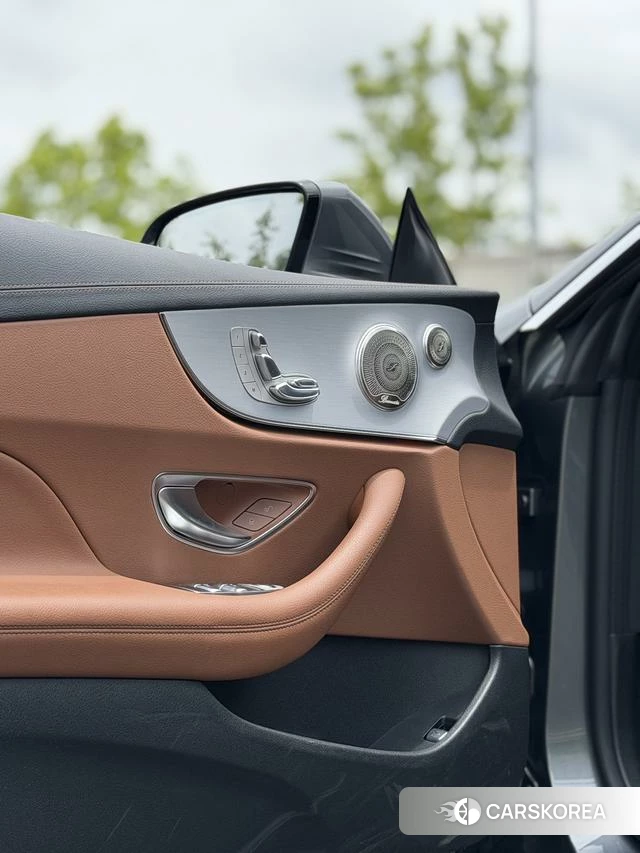 Mercedes-Benz E-class (imported) 2021 Темно-серый из Китая, фото 6