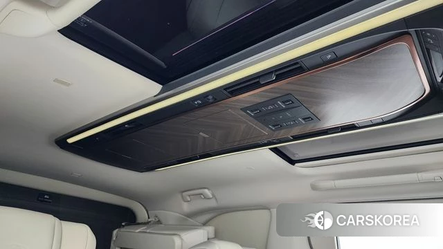 Lexus LM Second Generation 2025 Черный из Кореи, фото 6