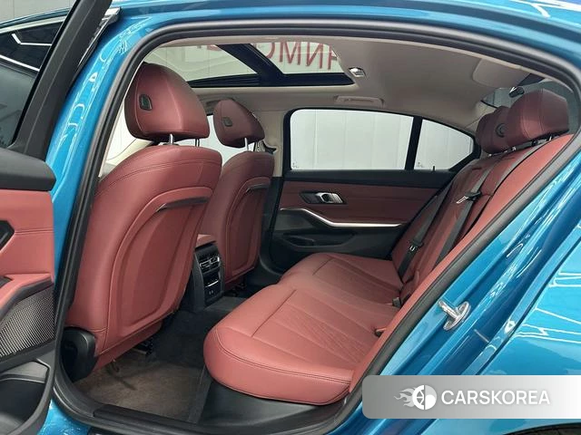 BMW 3 series 2022 Синий из Китая, фото 6
