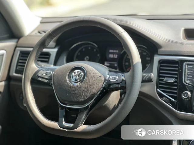 Volkswagen Tourang 2018 Черный из Китая, фото 6