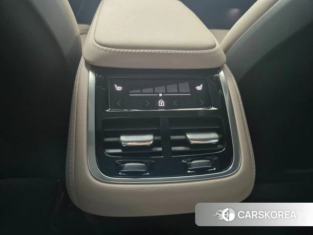 Volvo XC90 second Generation 2025 Белый из Кореи, фото 6