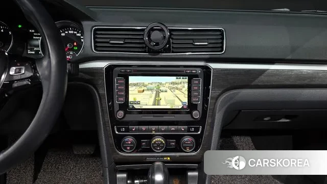 Volkswagen The New Passat 2018 Белый из Кореи, фото 6