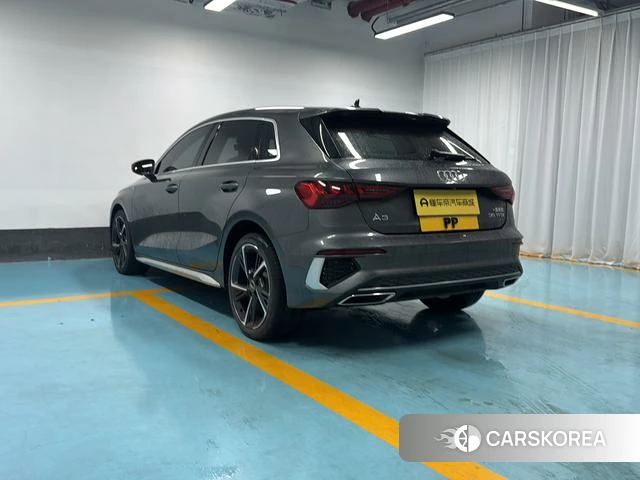Audi A3 2024 Серебристо-серый из Китая, фото 6