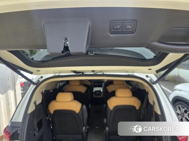 Kia Carnival 4th generation 2023 Белый из Кореи, фото 6