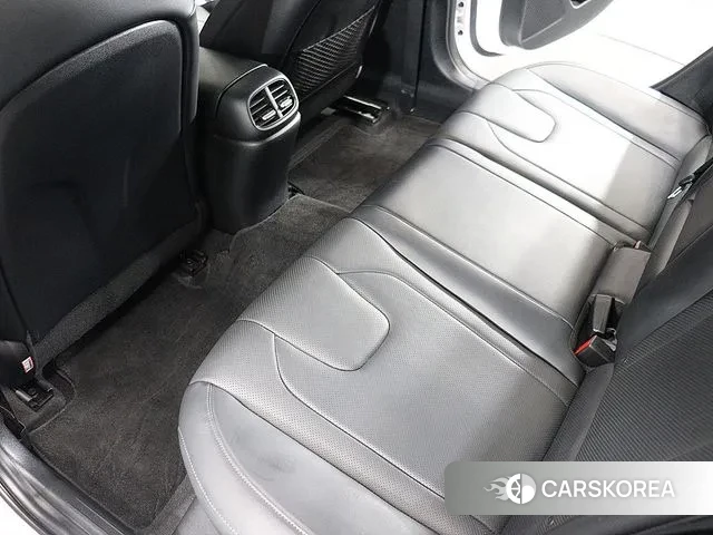 Hyundai Avante (CN7) 2021 Белый из Кореи, фото 6