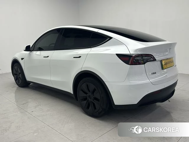 Tesla Model Y 2024 Белый из Китая, фото 6