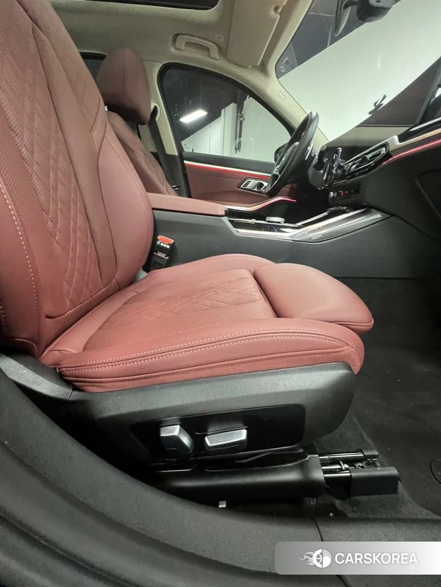 BMW 3 series 2023 Черный из Китая, фото 6