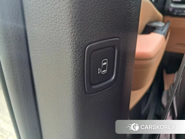Kia Carnival 4th generation 2021 Жемчужный цвет из Кореи, фото 6
