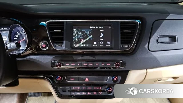 Kia The New Carnival 2018 Белый из Кореи, фото 6