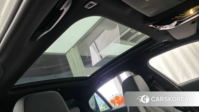 BMW 5 Series (G60) 2024 Белый из Кореи, фото 6