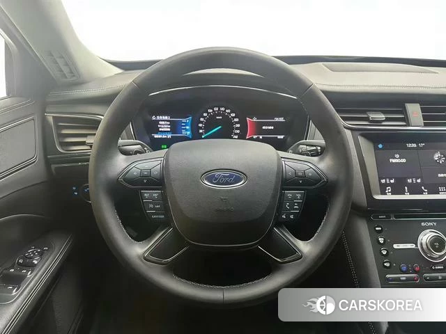 Ford Taurus 2018 Коричневый из Китая, фото 6