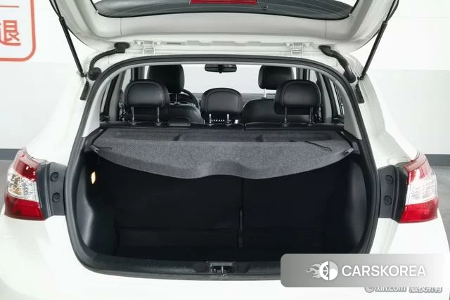 Nissan TIIDA 2021 Белый из Китая, фото 6
