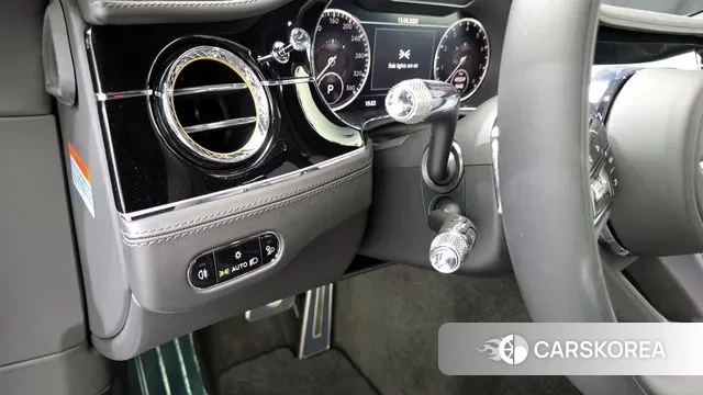 Bentley Continental GT 3rd Generation 2023 Черный из Кореи, фото 6