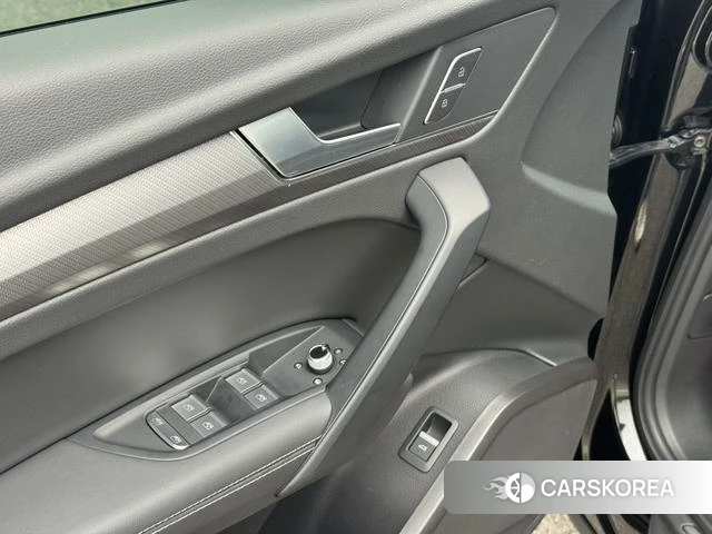 Audi Q5L 2024 Черный из Китая, фото 6