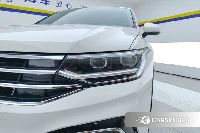 Volkswagen Tiguan L 2022 Белый из Китая, фото 6