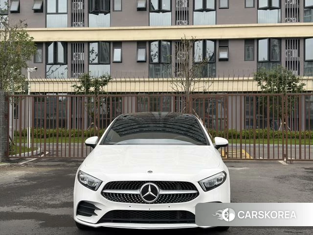 Mercedes-Benz Class A 2023 Белый из Китая, фото 6