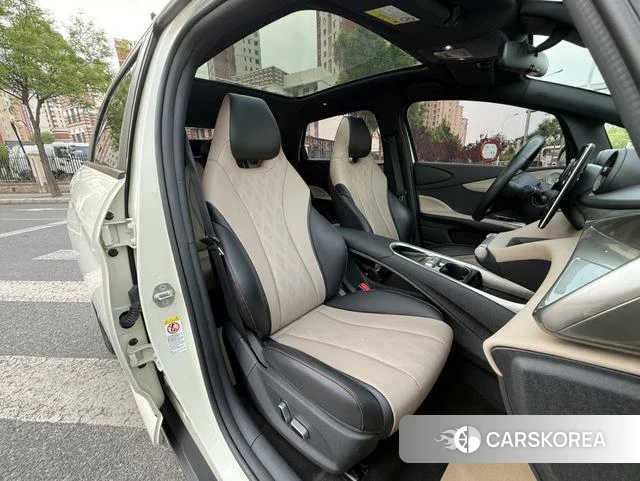 BYD dolphin 2023 Белый из Китая, фото 6