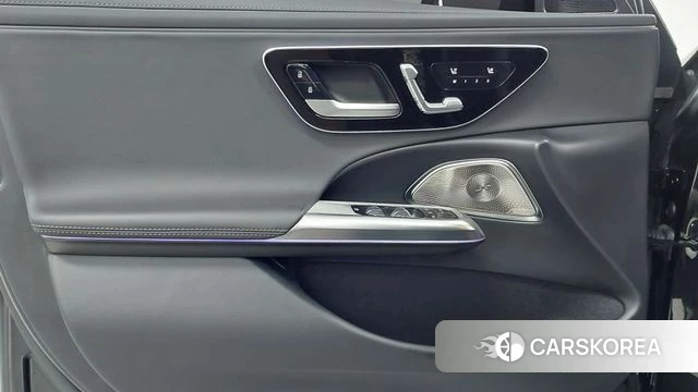 Mercedes-Benz E-Class W214 2024 Черный из Кореи, фото 6