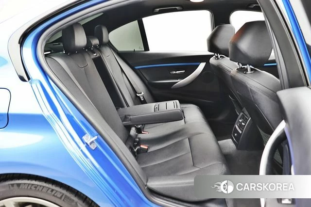 BMW 3 Series (F30) 2018 Синий из Кореи, фото 6