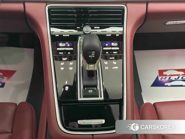 Porsche Panamera 2023 Красный из Китая, фото 6