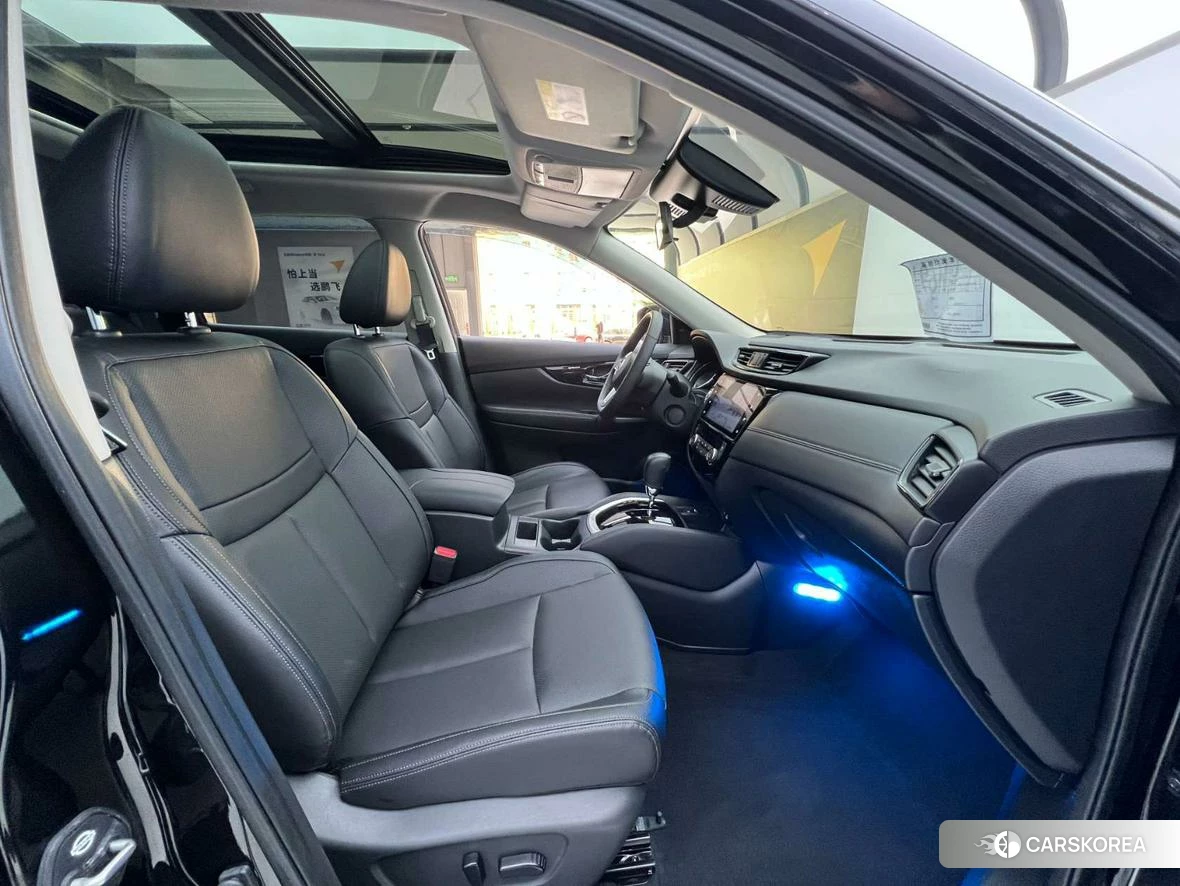 Nissan Qijun 2023 Черный из Китая, фото 6